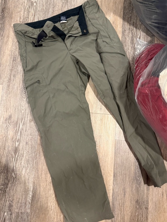 Arc'teryx Other - Arc’teryx  Men's Olive Cargo Pants with Zip Pockets (flawed)